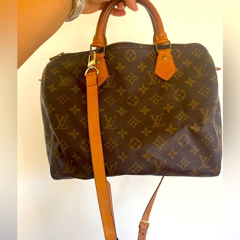 Authentic monogram Speedy 30 w/ adjustable strap and organizer